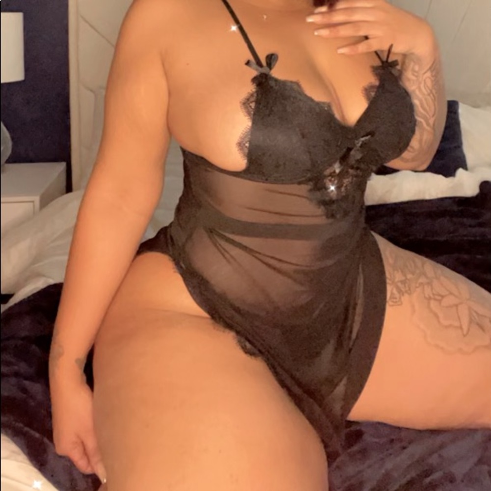 Come lay with me